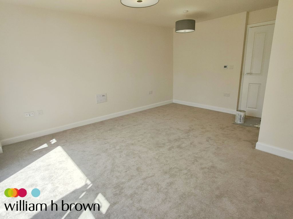 Property photo 3 of 12 Image