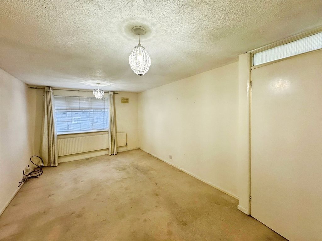 Property photo 2 of 5 Picture No. 01