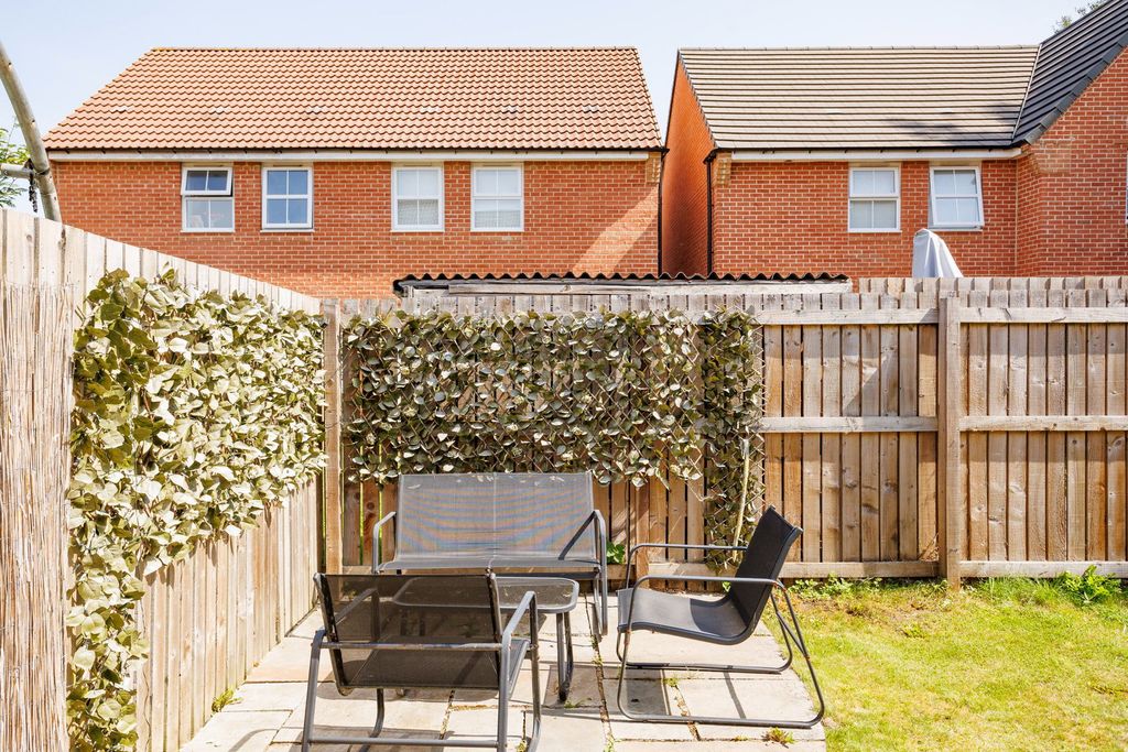 Property photo 3 of 23