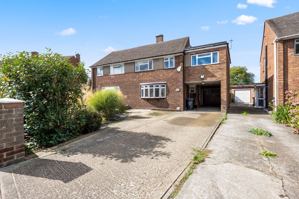 Property photo 1 of 23 5561880