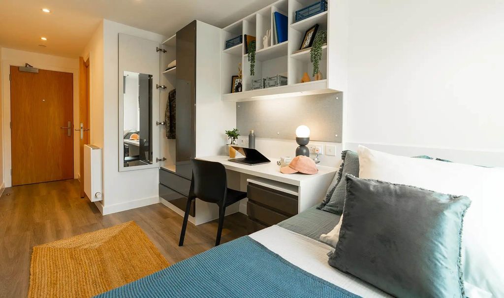 Property photo 2 of 3 8700761.Jpg