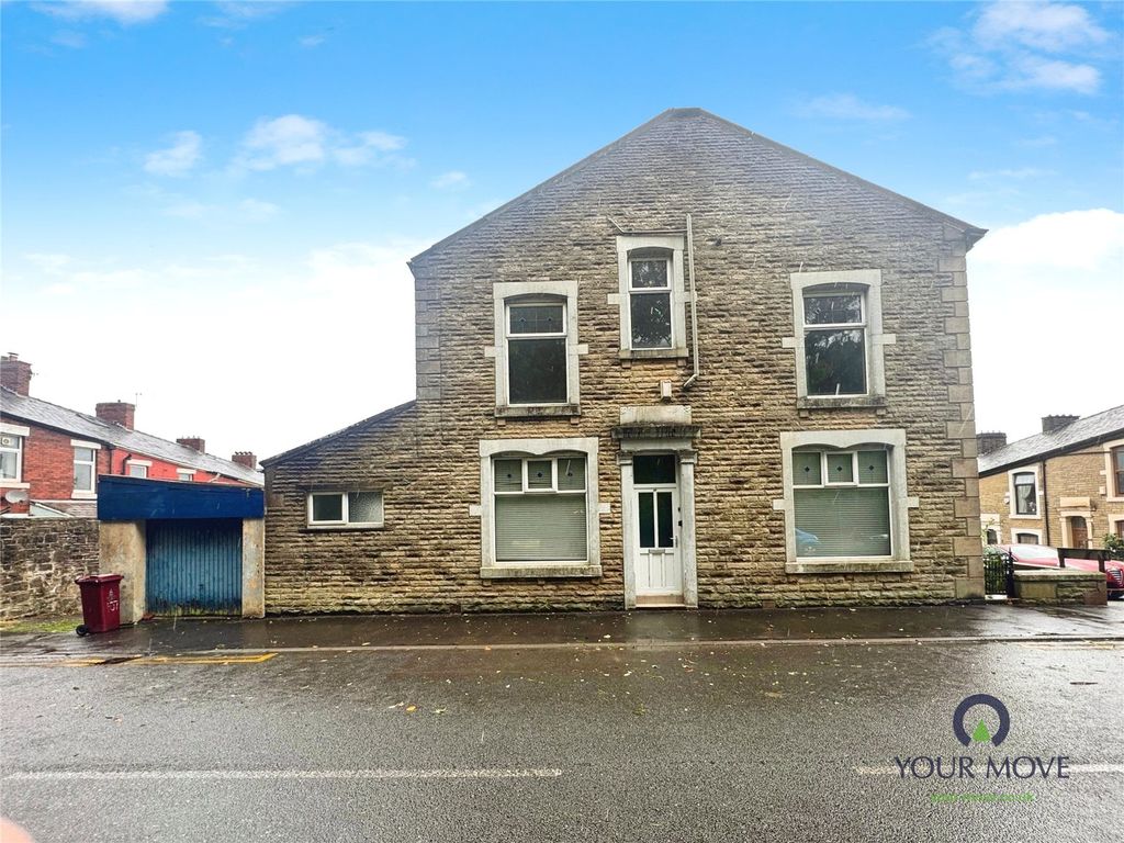 Property photo 1 of 18 Picture No. 17