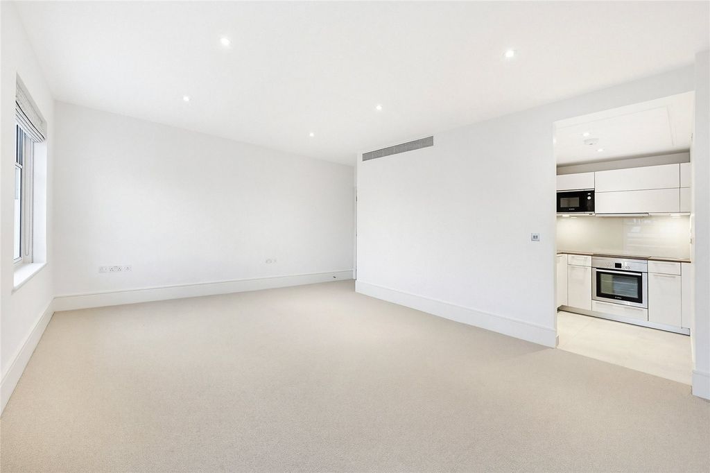 Property photo 2 of 12 Picture No. 07