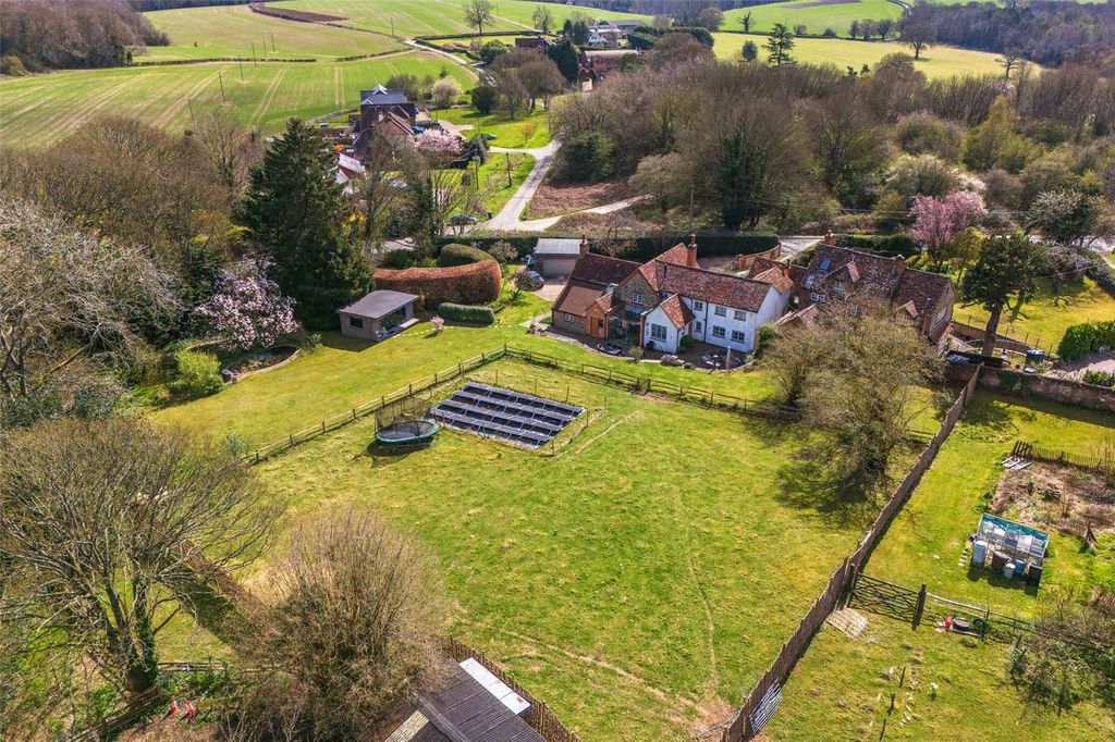 Property photo 2 of 17 Picture No. 03