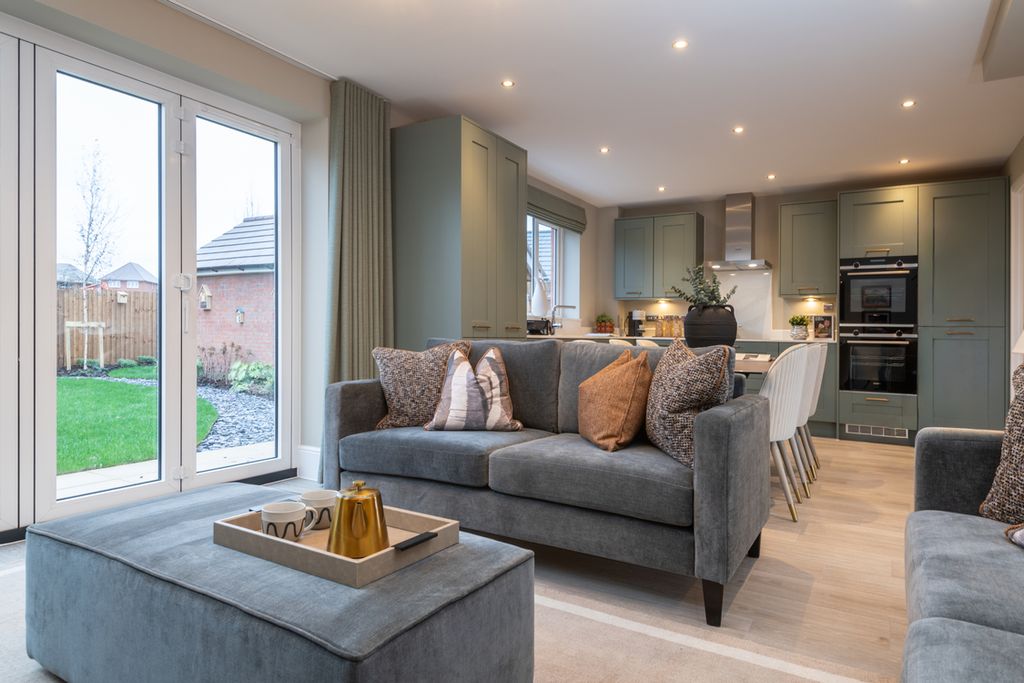 Property photo 3 of 10 Menai Family Area