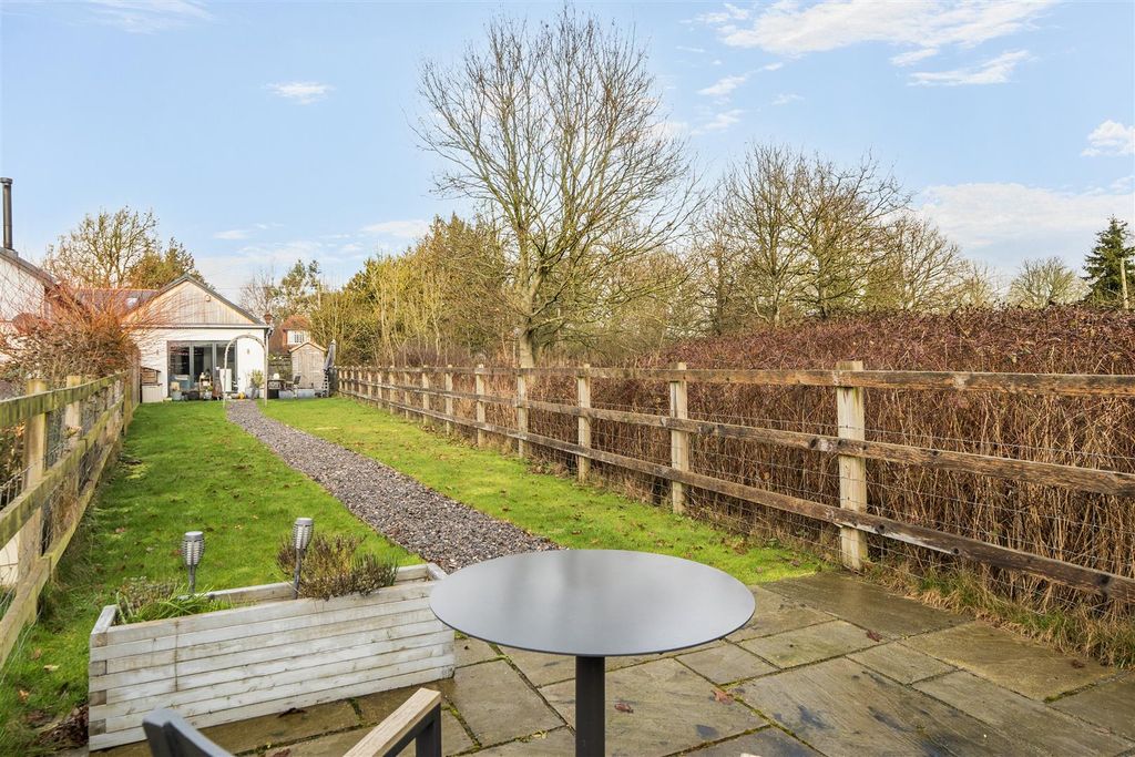 Property photo 2 of 22 1411155-4-698Effb1B7Bbd.Jpg