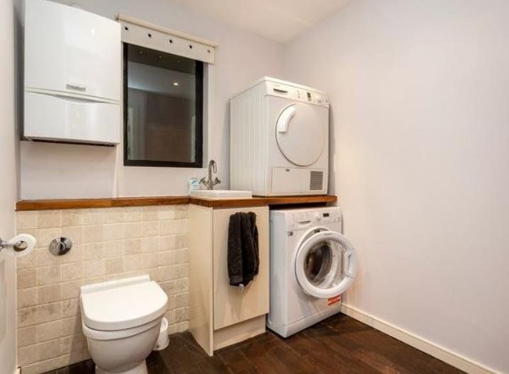 Property photo 3 of 9