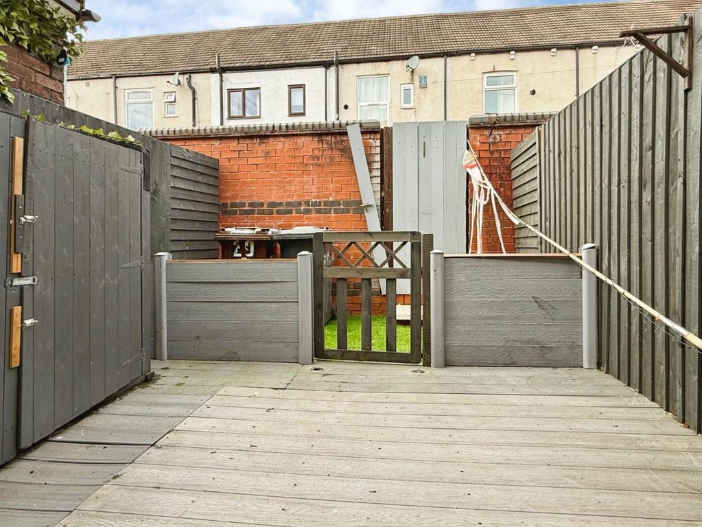 Property photo 3 of 13 321307Dd-2-42Fb-99D6-401EE3898333-9115-00000278A4C