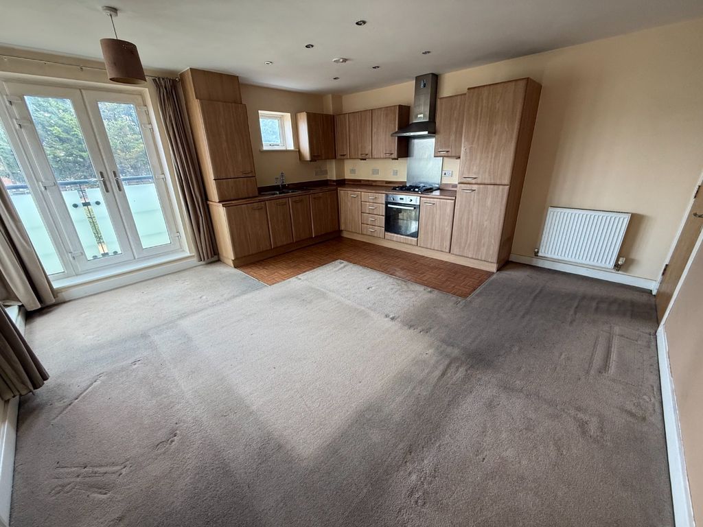 Property photo 3 of 9 5334354