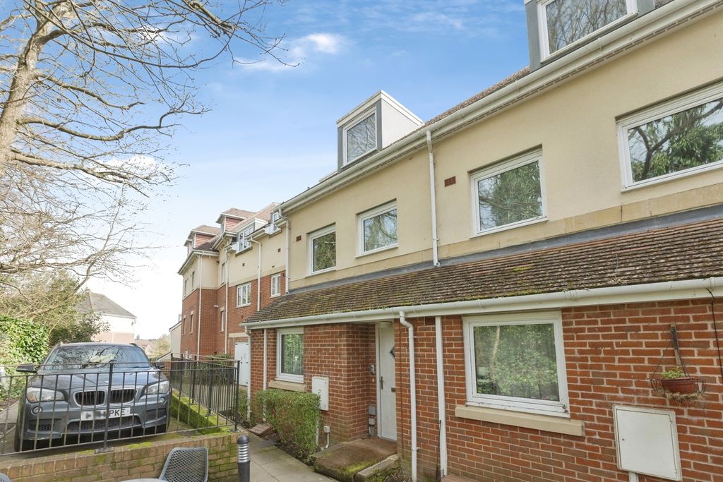 Property photo 2 of 19 Pbox-Img.Jpg