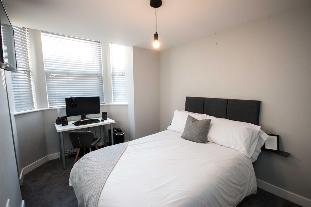 Property photo 2 of 23 Photo 1