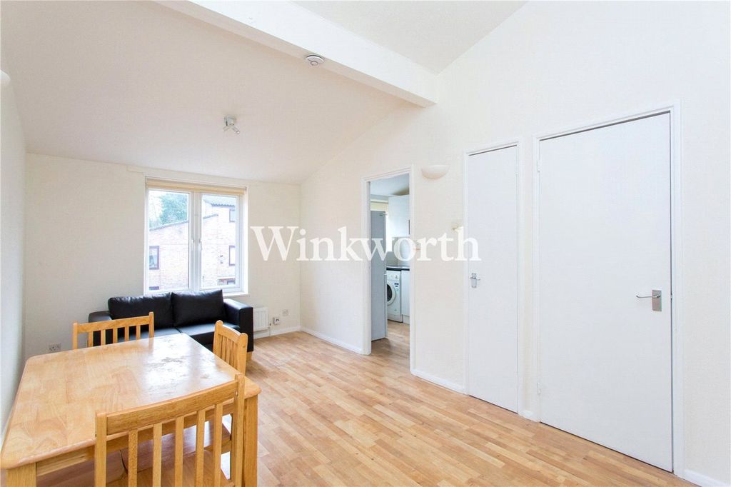 Property photo 1 of 7 Picture No. 04