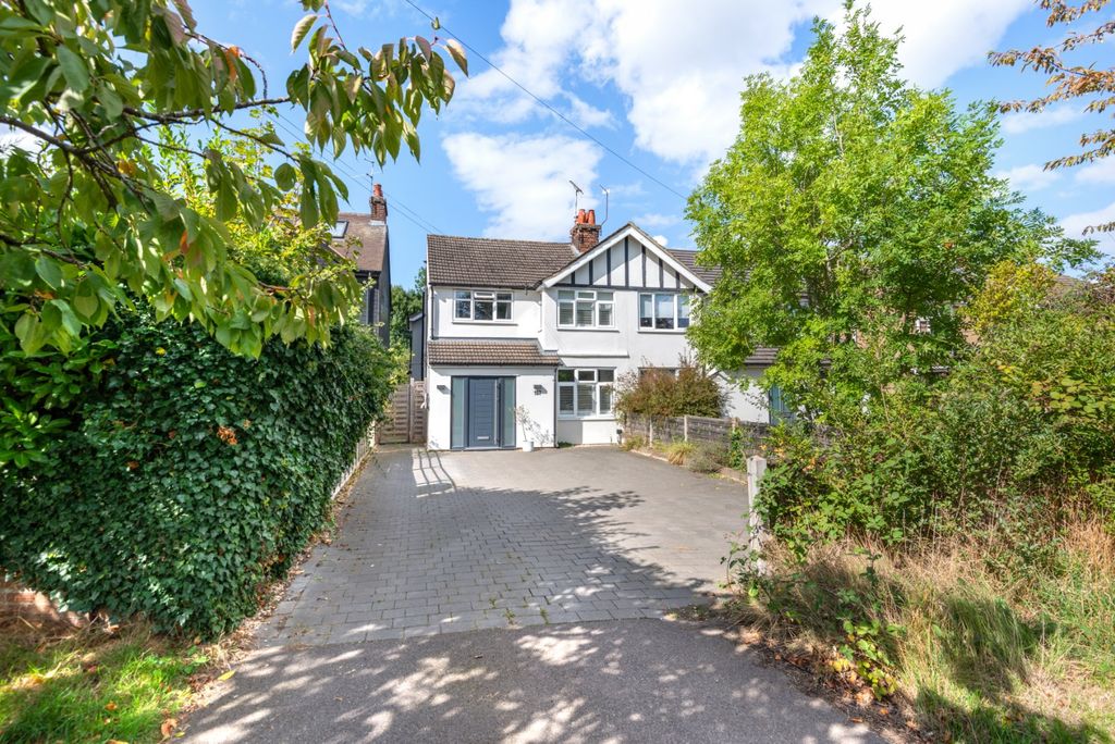 Property photo 1 of 39 Picture No. 14