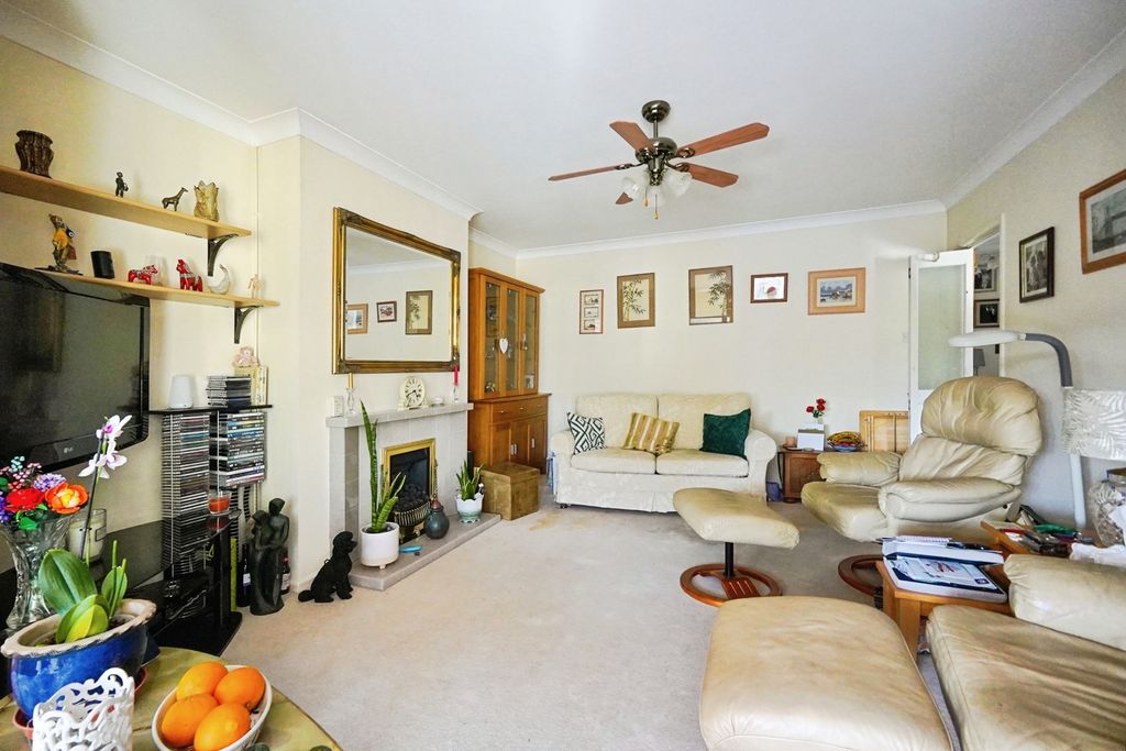 Property photo 3 of 14 Pbox-Img.Jpg