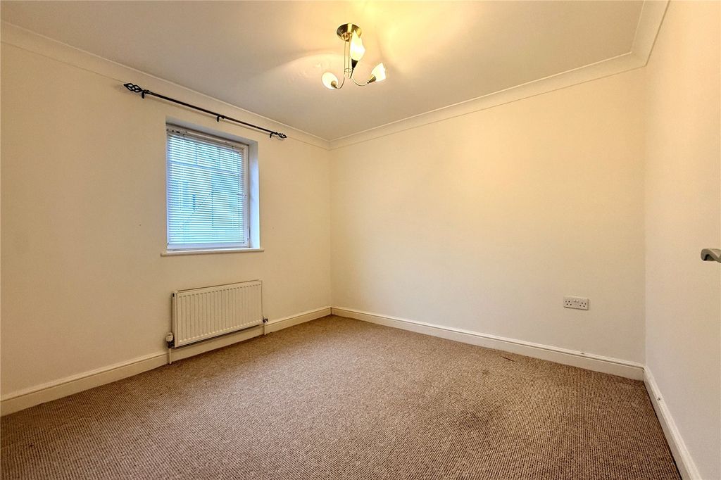Additional image 8 of 2 bed flat for saleWoolbrook Road, Sidmouth, Devon EX10