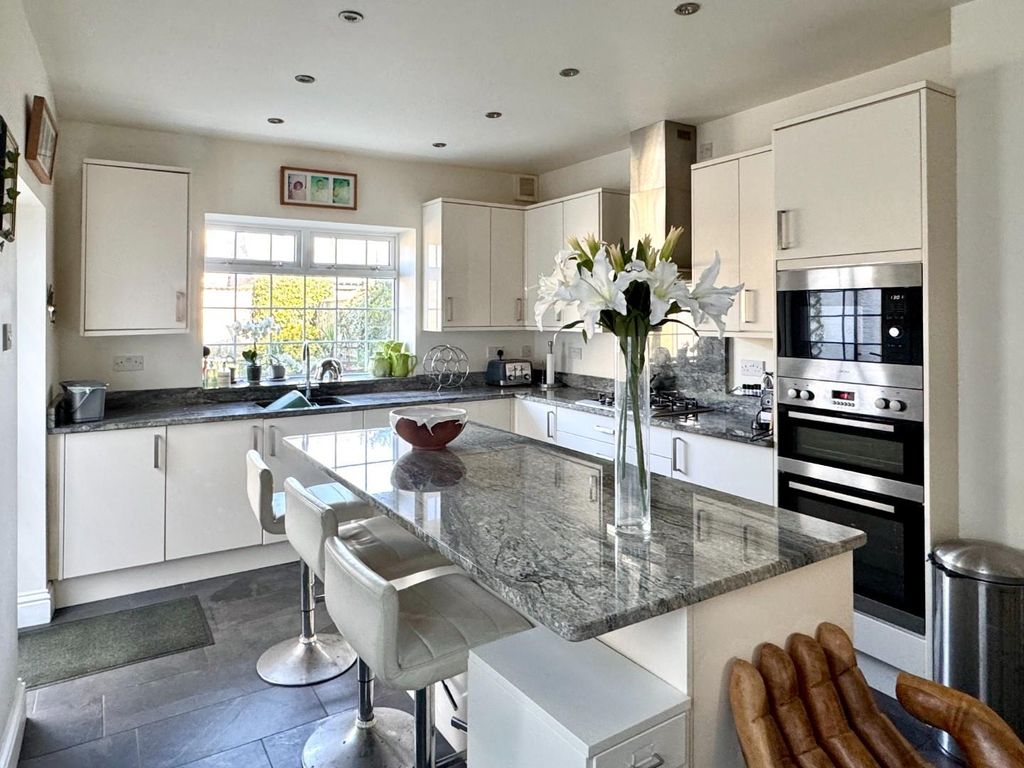 Additional image 6 of 4 bed terraced house for saleWindsor Terrace, Penarth CF64