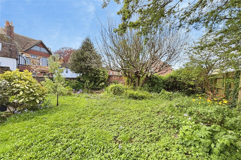 Property photo 3 of 20 Picture No. 05