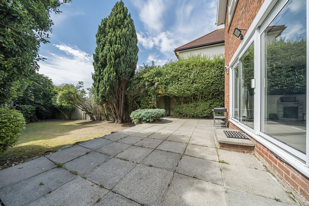 Property photo 3 of 18 Patio