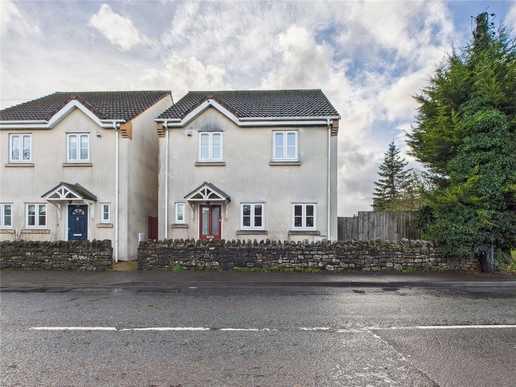 Property photo 2 of 17 Picture No. 04