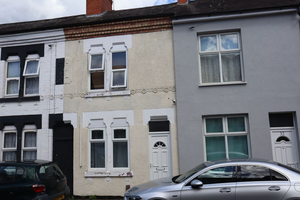 Property photo 2 of 30