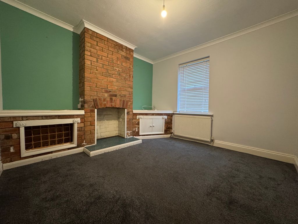 Property photo 2 of 13 Image