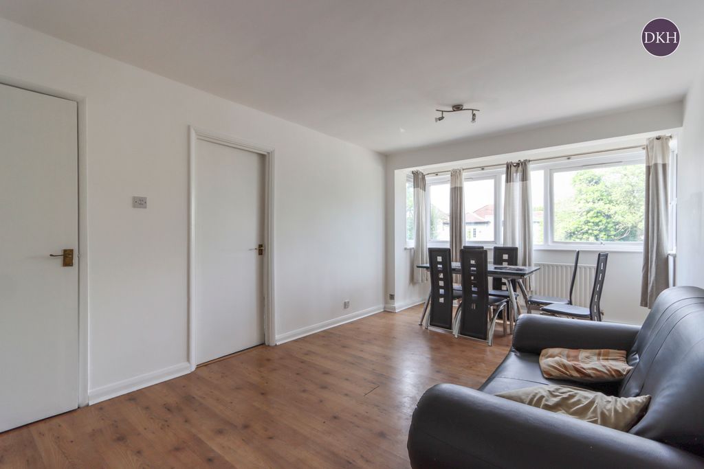 Property photo 2 of 10 Picture No. 06