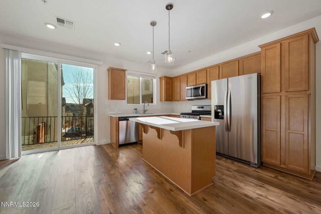 Property photo 1 of 5 <Alttext/>