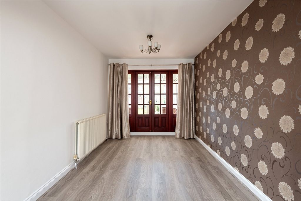 Property photo 3 of 16 Picture No. 06