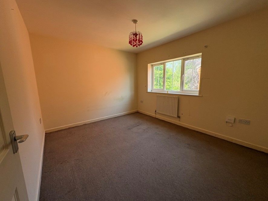Property photo 3 of 4