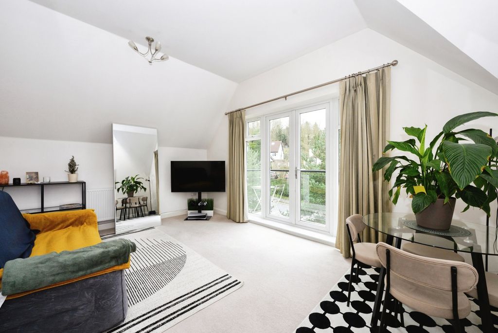 Property photo 2 of 14 Pbox-Img.Jpg