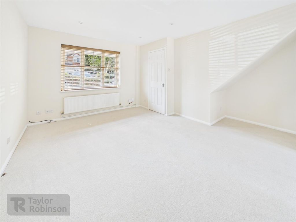 Property photo 2 of 13 Cam02600G0-Pr0800-Still005.Jpg