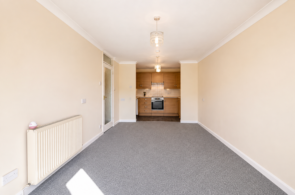 Property photo 3 of 8