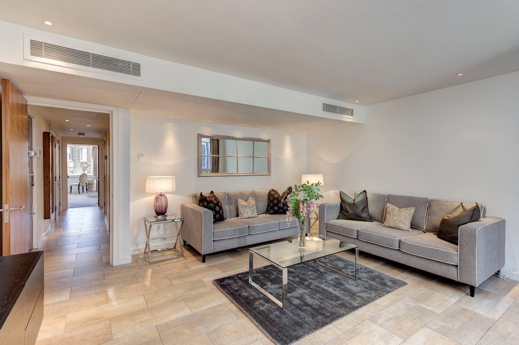 Property photo 1 of 11 Picture No. 37