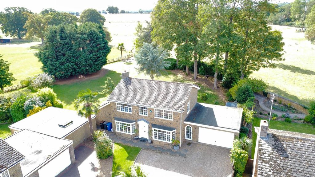 Property photo 3 of 29