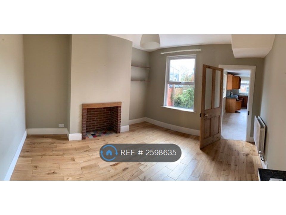 Property photo 3 of 8 Dining Room/Rear Lounge
