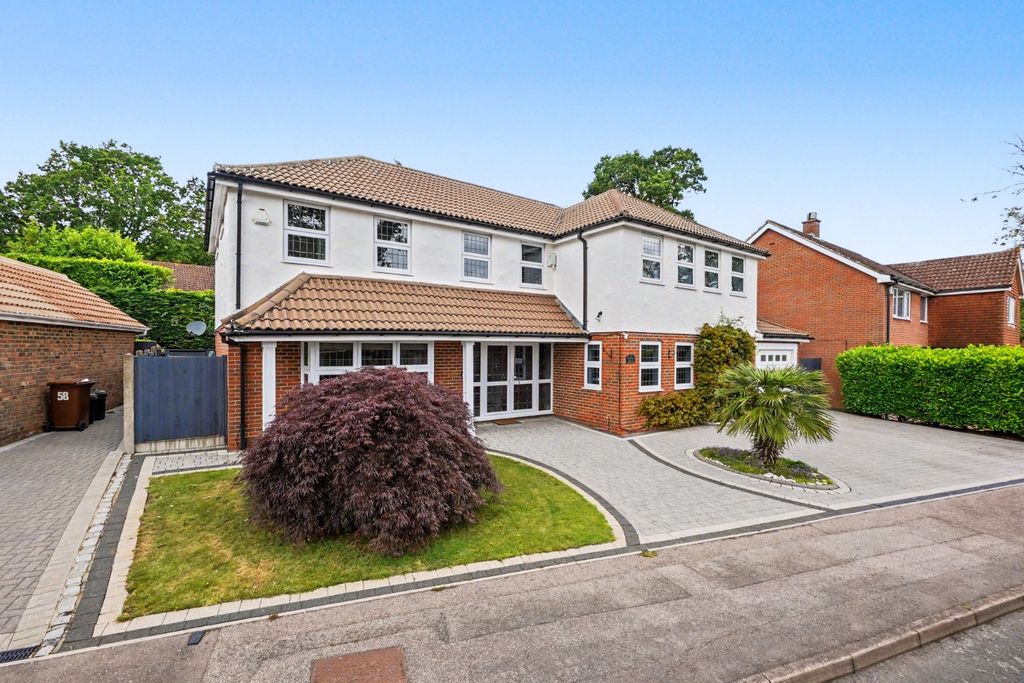 Property photo 1 of 41 5164131