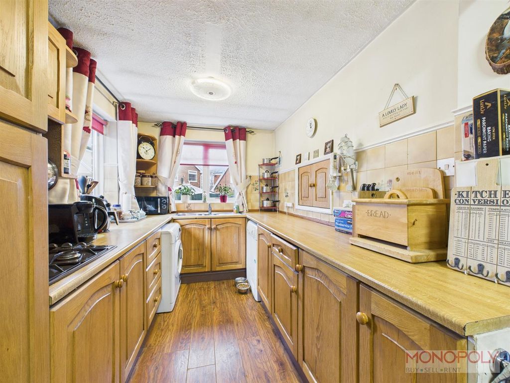 Property photo 3 of 25 Cam04439G0-Pr0201-Still003.Jpg