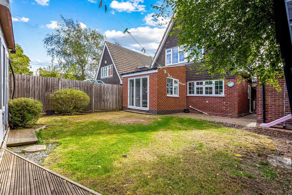 Property photo 2 of 22