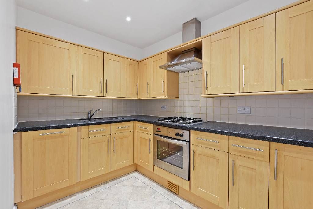 Property photo 3 of 10 Image