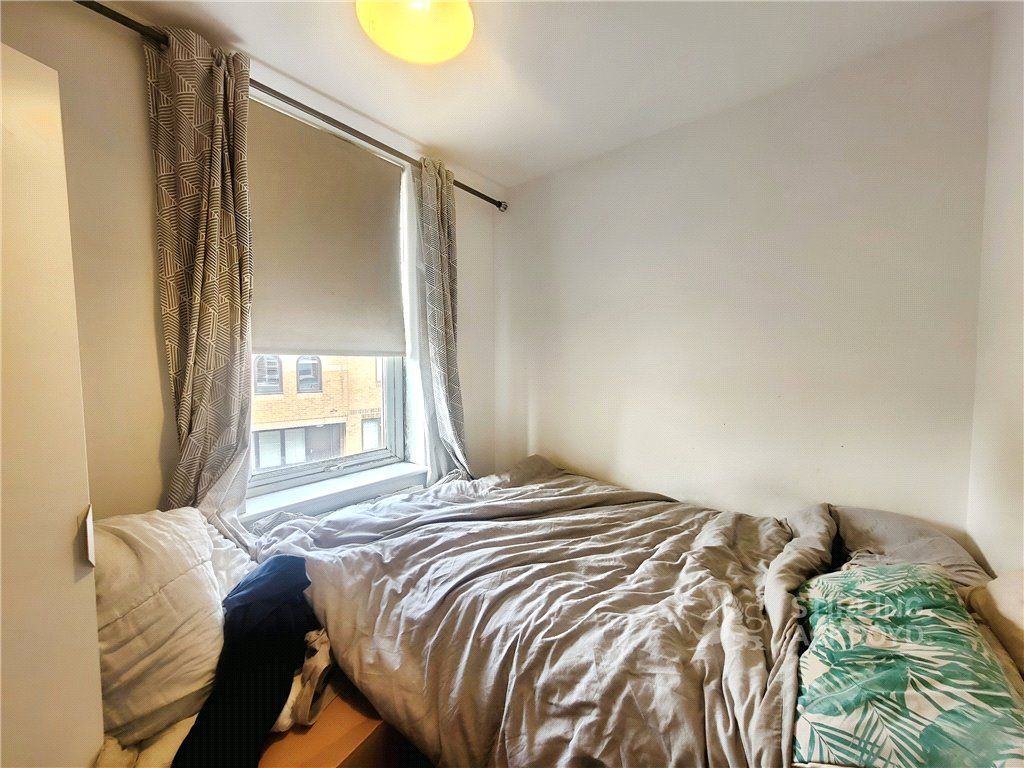 Property photo 3 of 7 Bedroom