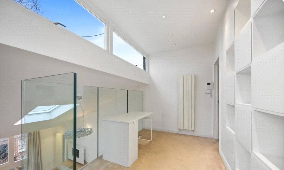 Property photo 2 of 14 Picture-No-15-92