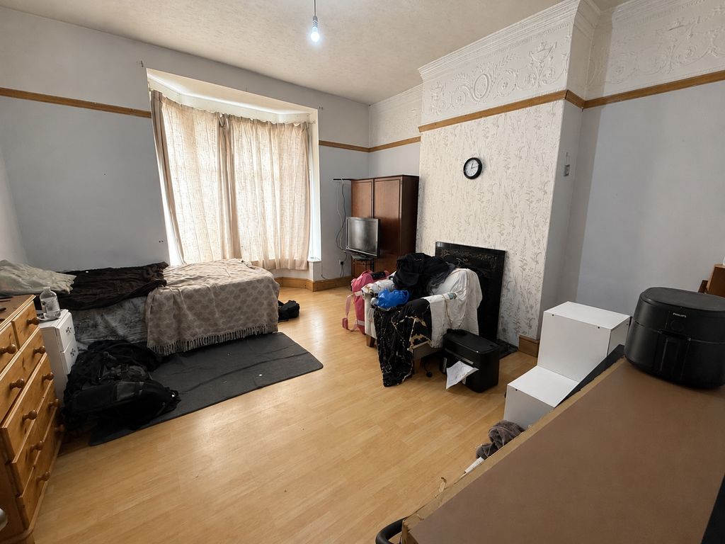 Property photo 3 of 11 Picture No. 09
