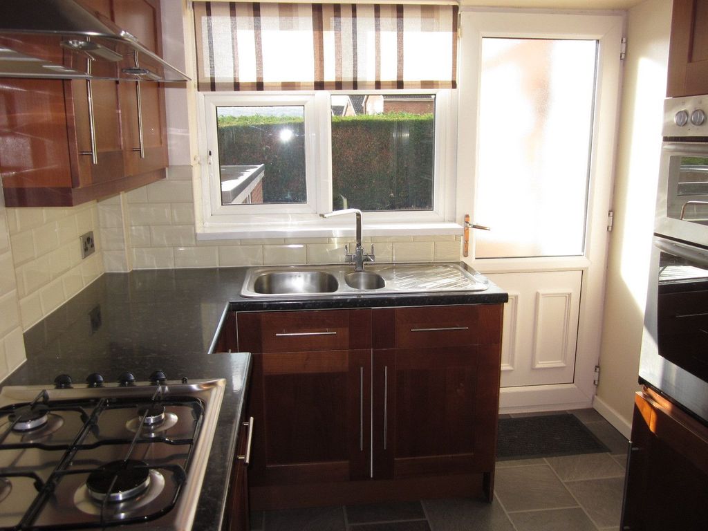 Property photo 2 of 25