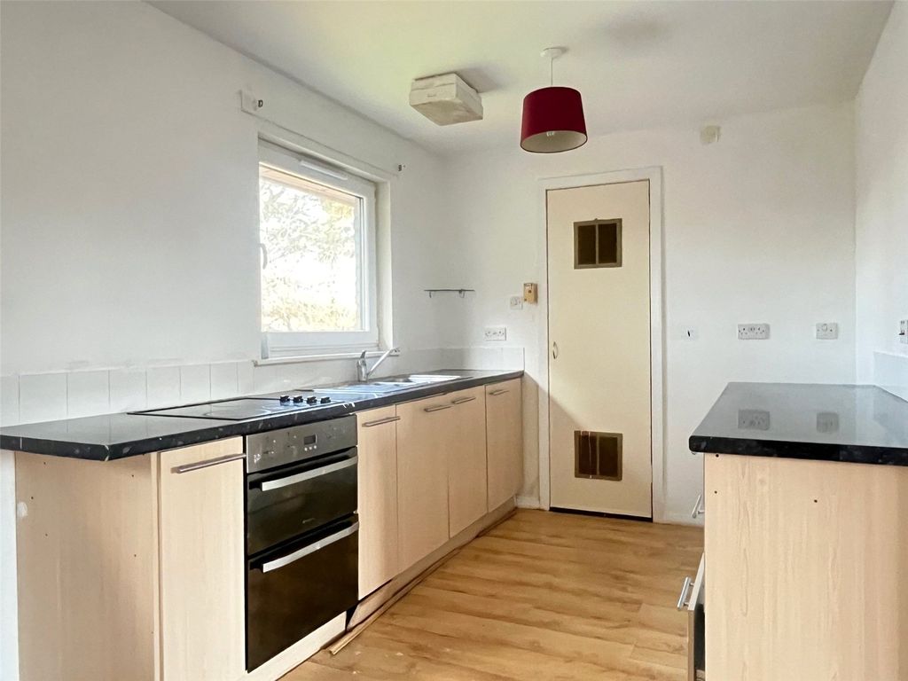 Property photo 3 of 7 Picture No. 07Pictur