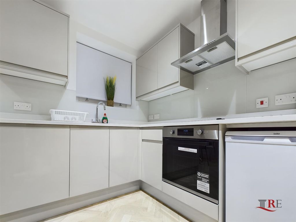 Property photo 3 of 5 Cam02489G0-Pr0139-Still007.Jpg