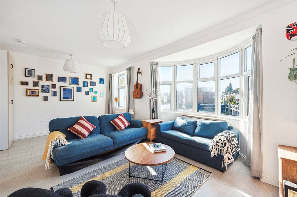 Property photo 1 of 12 Picture No. 09