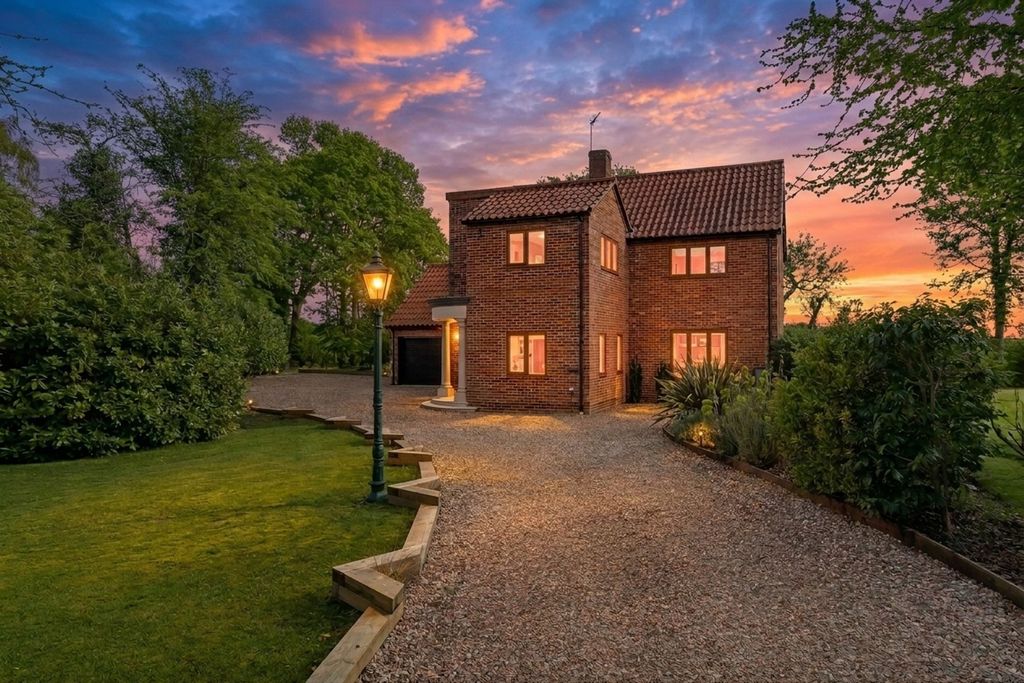 Property photo 1 of 38