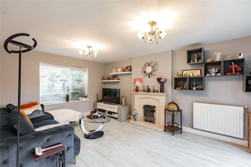 Property photo 2 of 19 Living Room