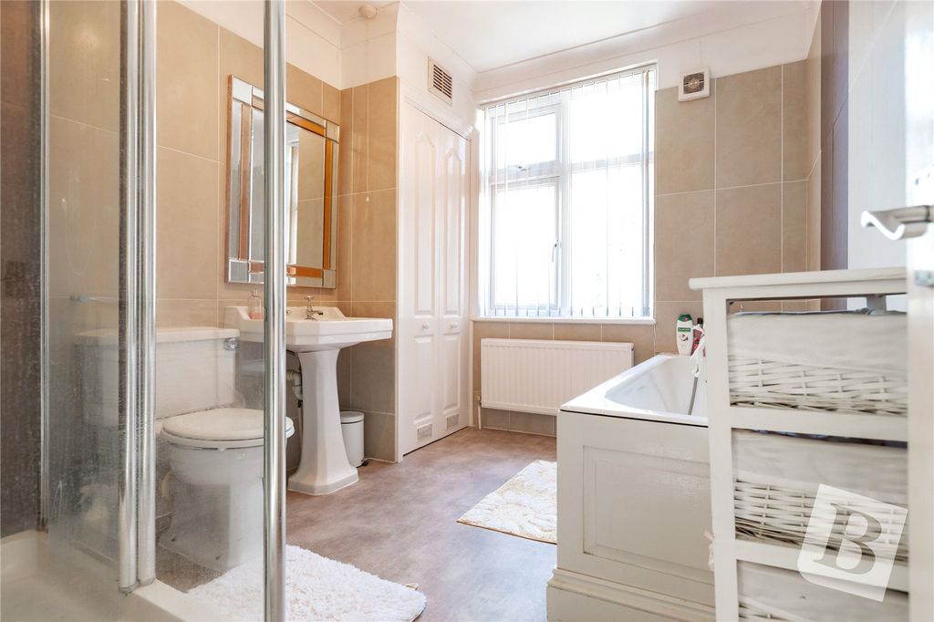 Property photo 2 of 13 Bathroom