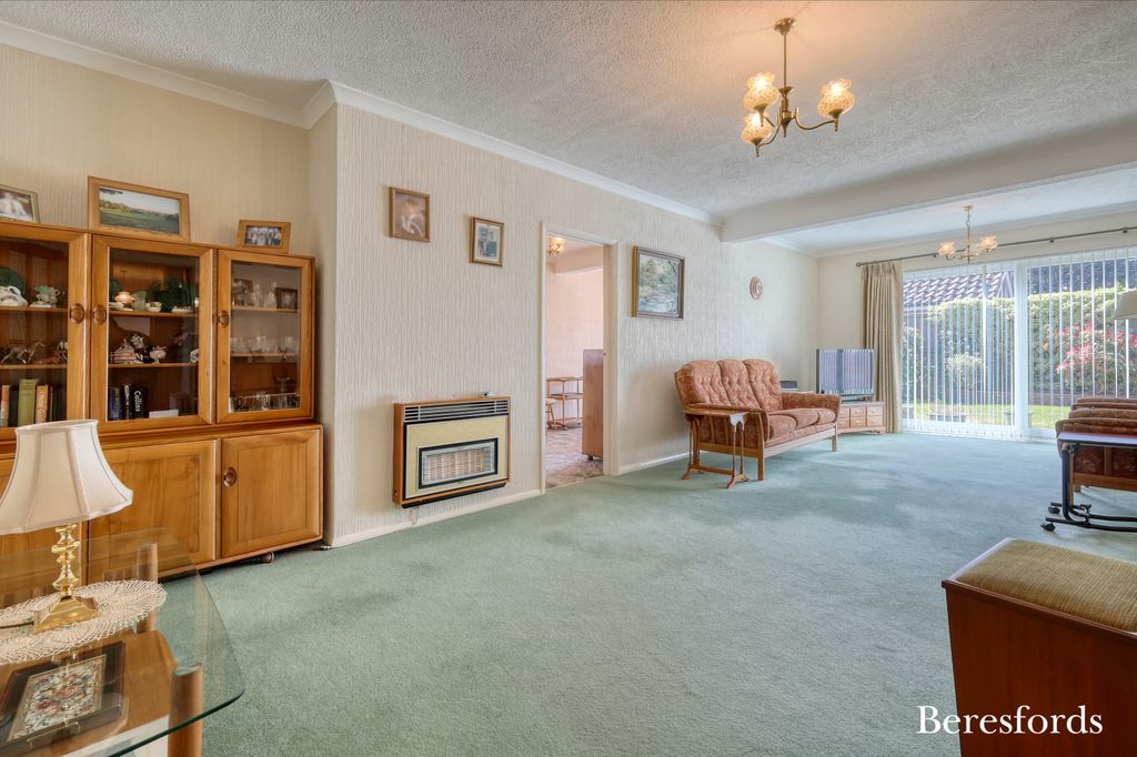 Property photo 2 of 24 Picture No. 23